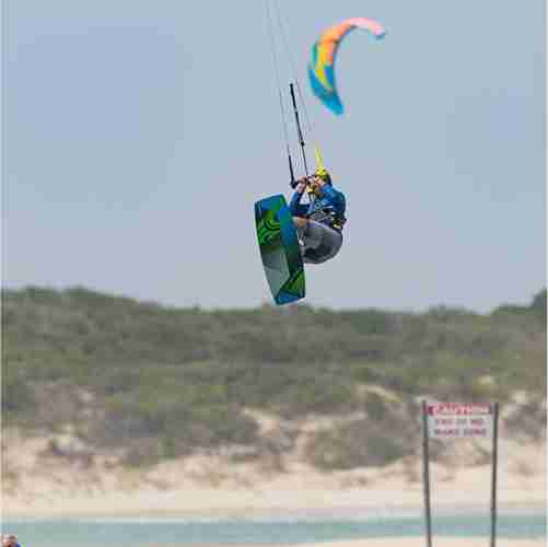 J Bay Wind - Kitesurfing